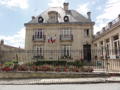 Élagueur Ambleny
