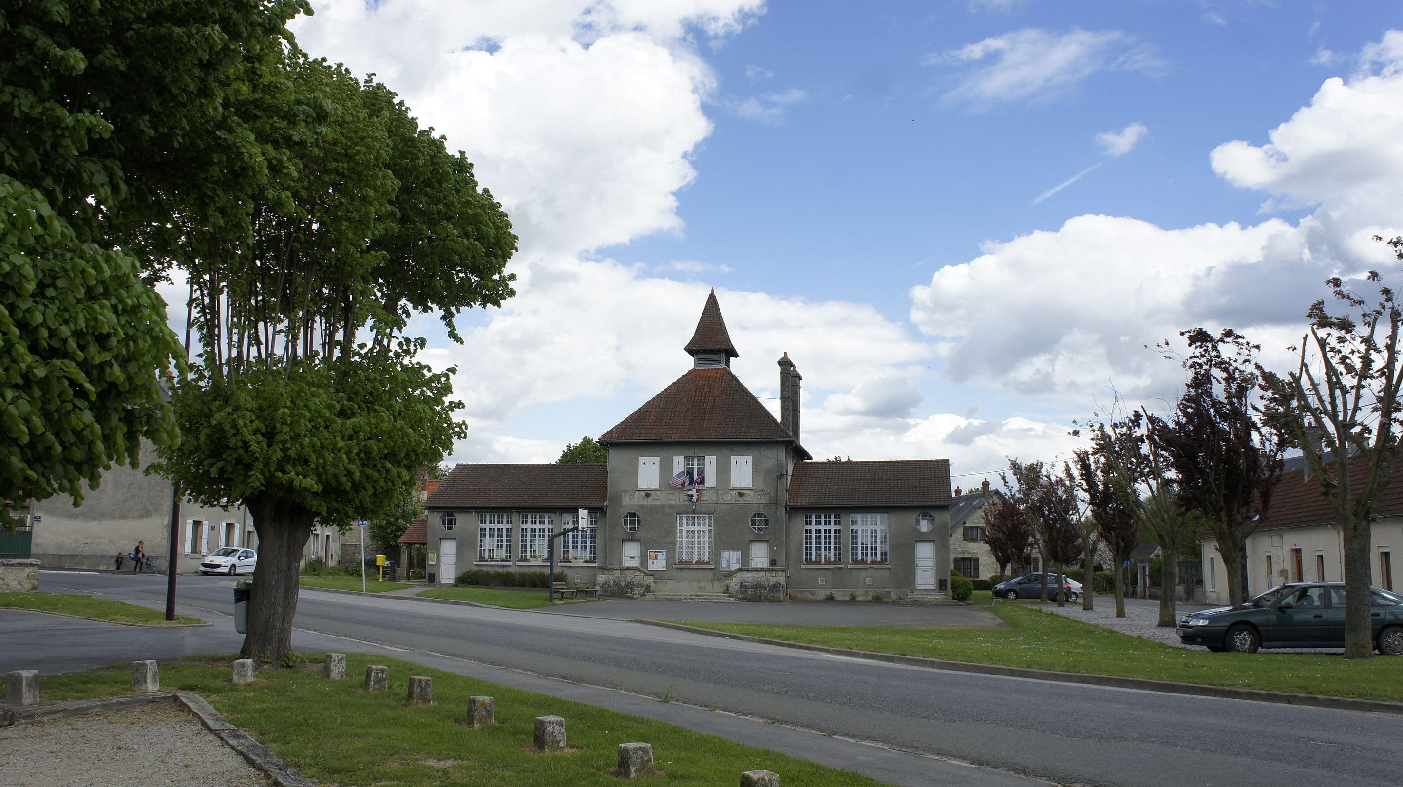 Élagueur Bazoches-et-Saint-Thibaut