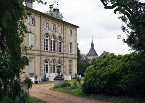Élagueur Bourguignon-sous-Montbavin