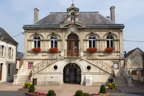 Élagueur Bruyères-et-Montbérault
