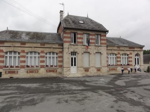 Élagueur Crécy-au-Mont