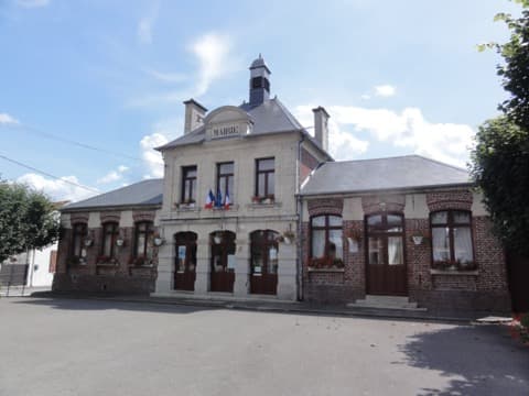 Élagueur Marest-Dampcourt