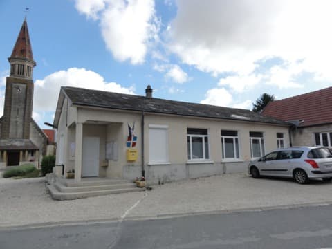 Élagueur Proviseux-et-Plesnoy